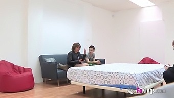 Brunette Wife Gets Revenge On Cheating Husband By Fucking Jordi El Nino Pollito