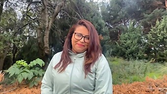 Milf Nurse Gets Caught On The Street And Agrees To Give Oral Pleasure In Exchange For Cash