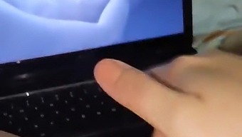 I Enjoy Solo Play While Watching Men'S Videos And Their Responses, With Spanish Soundtrack